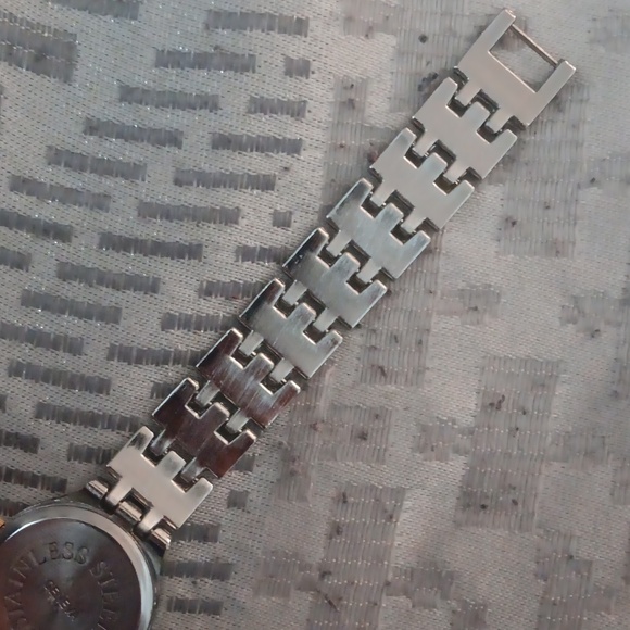 Geneva Two-tone Bracelet Watch - Picture 7 of 12